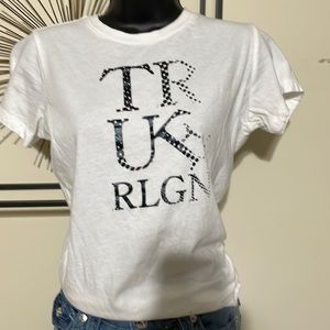 True Religion tee shirt